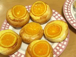 オレンジカスタードパン