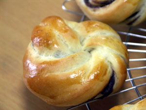 ねじりあんぱん