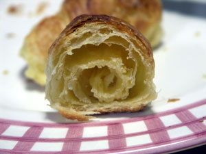 クロワッサンの断面