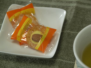 チーズアーモンド