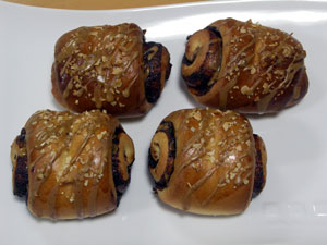 焼いた後のアーモンドクランチ