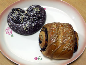 パルミエショコラとアーモンドクランチロール