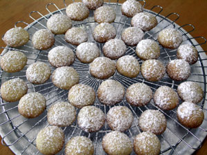 スノーボールクッキー