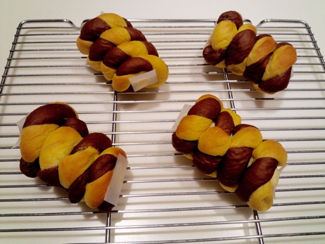 はちみつレモンクリームパン